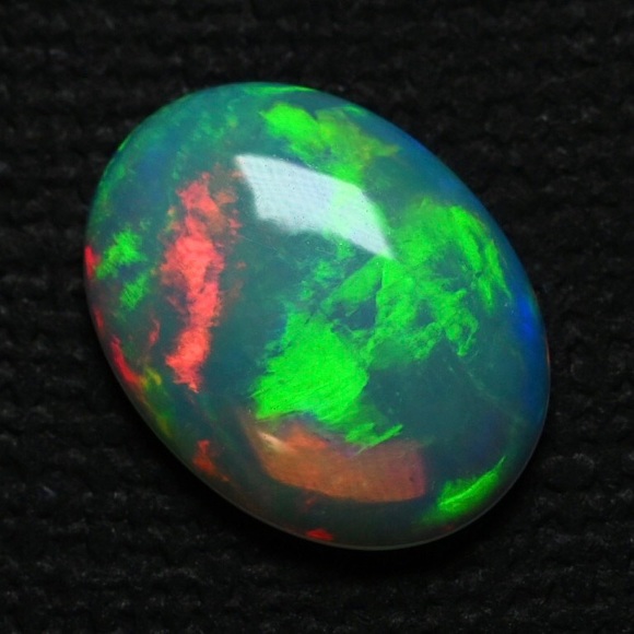 Jewelry - 2.41 ct Ethiopian Opal, Excellent Quality